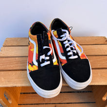 Load image into Gallery viewer, Vans Casual Shoes Mens 8.5
