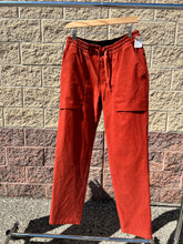 Load image into Gallery viewer, Lulu Lemon Athletic Pants Size Large
