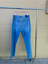 Load image into Gallery viewer, Abercrombie &amp; Fitch Denim Size 13/14 (32)
