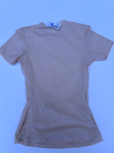 Load image into Gallery viewer, Skims Short Sleeve Top Size Extra Small
