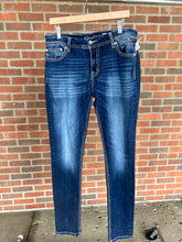 Load image into Gallery viewer, Miss Me Denim Size 7/8 (29)
