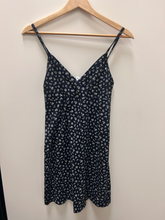 Load image into Gallery viewer, Brandy Melville Dress Size Small
