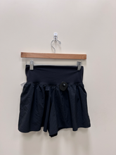 Load image into Gallery viewer, Aerie Athletic Shorts Size Medium
