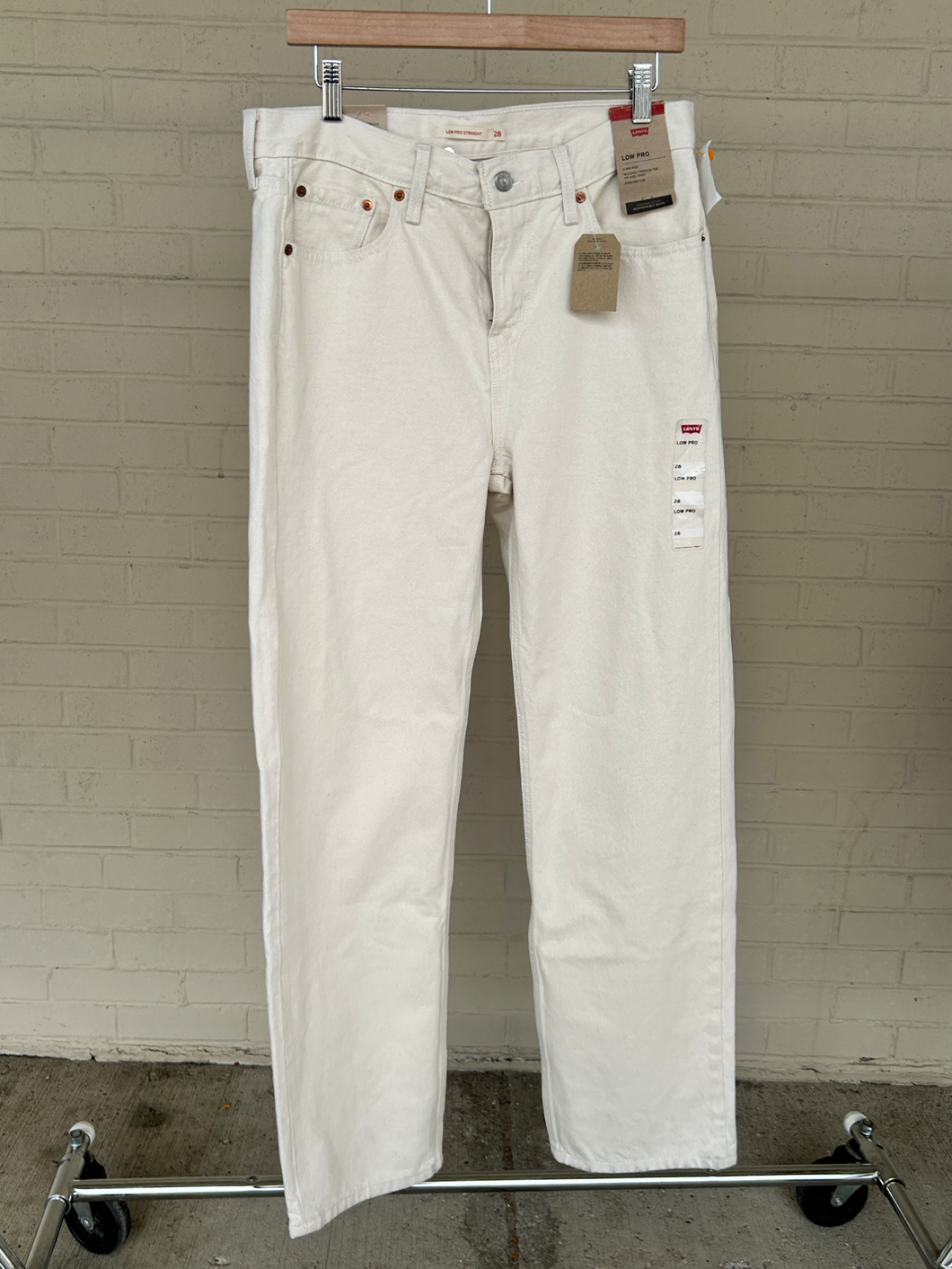 Levi Pants Size 5/6 (28)