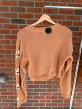 Load image into Gallery viewer, Blue Blush Sweater Size Medium
