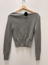 Load image into Gallery viewer, Abercrombie &amp; Fitch Long Sleeve Top Size Small
