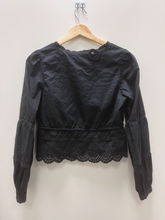 Load image into Gallery viewer, Abercrombie &amp; Fitch Long Sleeve Top Size Extra Small
