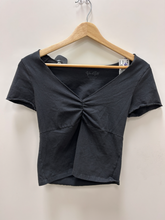 Load image into Gallery viewer, John Galt Short Sleeve Top Size Small
