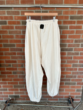 Load image into Gallery viewer, Zara Pants Size Medium
