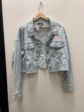 Load image into Gallery viewer, Playboy Heavy Outerwear Size Medium
