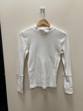 Load image into Gallery viewer, Free People Long Sleeve Top Size Small
