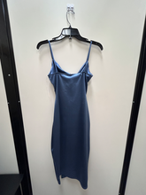 Load image into Gallery viewer, Windsor Maxi Dress Size Small
