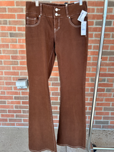 Load image into Gallery viewer, Pac Sun Pants Size 3/4 (27)
