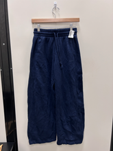 Load image into Gallery viewer, Garage Pants Size Small
