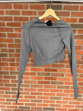 Load image into Gallery viewer, Gym Shark Athletic Top Size Medium
