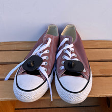 Load image into Gallery viewer, Converse Shoes Casual Shoes Womens 8
