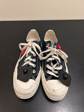 Load image into Gallery viewer, Converse Casual Shoes Womens 7
