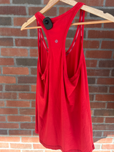 Load image into Gallery viewer, Lulu Lemon Athletic Top Size Small
