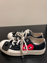 Load image into Gallery viewer, Converse Casual Shoes Womens 7
