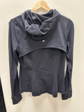 Load image into Gallery viewer, Lululemon Athletic Jacket Size Medium
