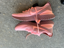 Load image into Gallery viewer, Nike Womens Athletic Shoes Womens 11
