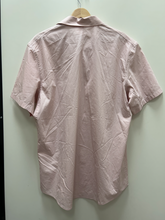 Load image into Gallery viewer, Lulu Lemon Athletic Top Size Medium
