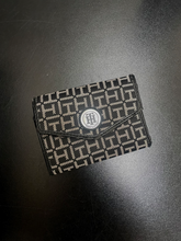 Load image into Gallery viewer, Tommy Hilfiger Purse
