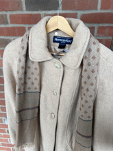 Load image into Gallery viewer, Heavy Outerwear Size Large
