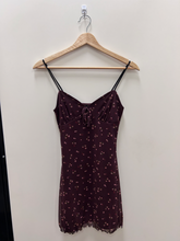Load image into Gallery viewer, Urban Outfitters ( U ) Dress Size Extra Small
