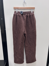 Load image into Gallery viewer, Comfrt Athletic Pants Size Medium

