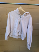 Load image into Gallery viewer, American Eagle Sweatshirt Size Medium
