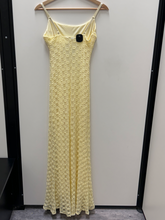 Load image into Gallery viewer, Maxi Dress Size Medium
