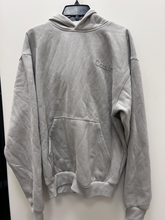 Load image into Gallery viewer, Comfrt Sweatshirt Size Small
