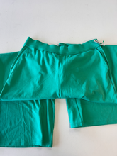 Load image into Gallery viewer, Yitty Pants Size Large
