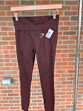 Load image into Gallery viewer, Gym Shark Athletic Pants Size Small
