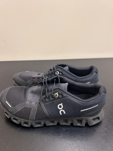 Load image into Gallery viewer, On Cloud Womens Athletic Shoes Womens 7
