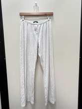 Load image into Gallery viewer, Brandy Melville Pants Size Small
