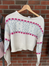 Load image into Gallery viewer, So Sweater Size Medium
