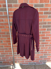 Load image into Gallery viewer, Michael Kors Heavy Outerwear Size Small
