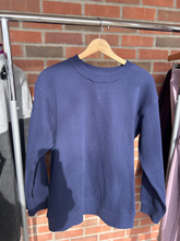 Load image into Gallery viewer, Sweatshirt Size Large
