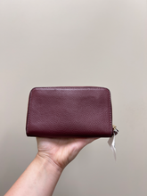 Load image into Gallery viewer, Coach Purse
