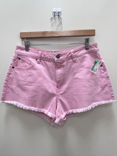 Load image into Gallery viewer, Volcom Shorts Size 9/10
