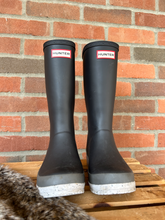 Load image into Gallery viewer, Hunter Boots Womens 5
