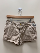 Load image into Gallery viewer, Abercrombie &amp; Fitch Shorts Size 0
