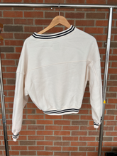 Load image into Gallery viewer, Abercrombie &amp; Fitch Sweatshirt Size Small
