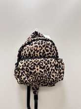 Load image into Gallery viewer, No Boundaries Purse
