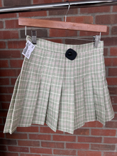 Load image into Gallery viewer, Short Skirt Size Small
