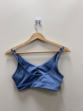 Load image into Gallery viewer, Sports Bra Size Small
