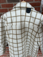 Load image into Gallery viewer, Treasure &amp; Bond Outerwear Size Small
