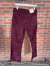 Load image into Gallery viewer, Banana Republic Pants Size 33
